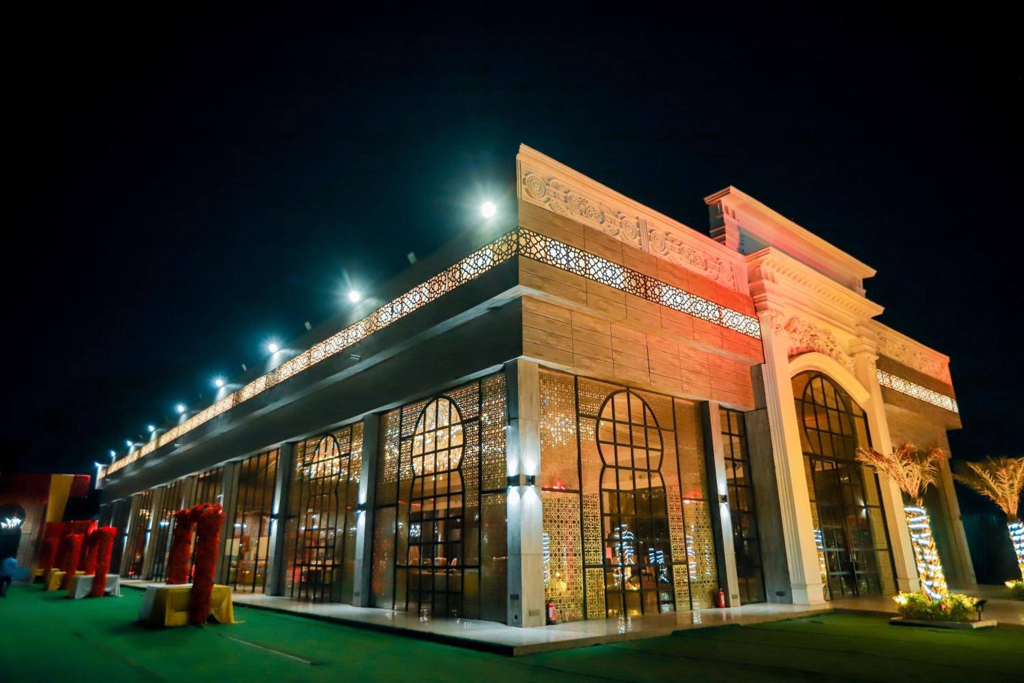 Bel-La Monde Hotel Nh8 At 6Km From Igi Airport Delhi New Delhi Exterior photo