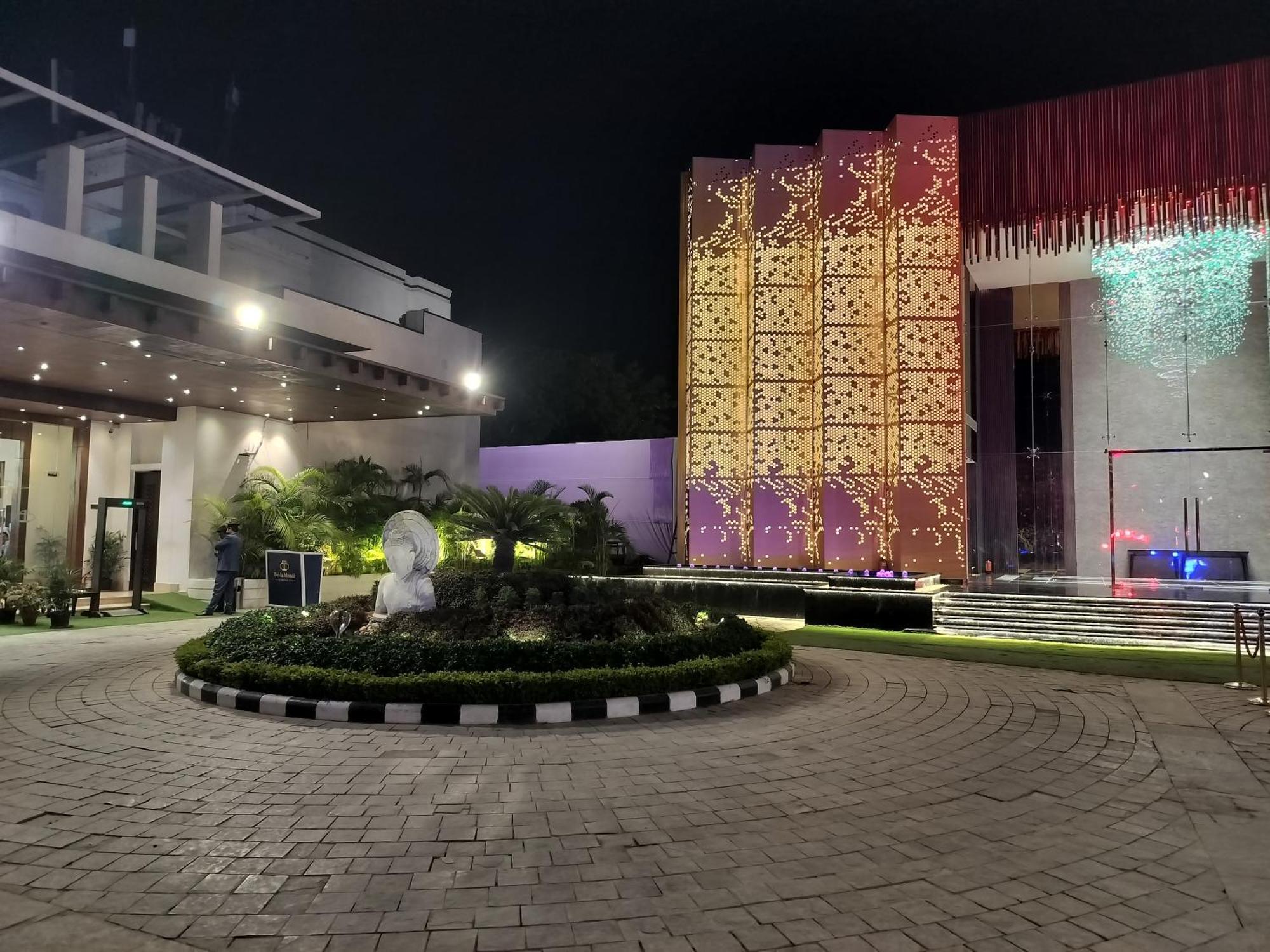 Bel-La Monde Hotel Nh8 At 6Km From Igi Airport Delhi New Delhi Exterior photo